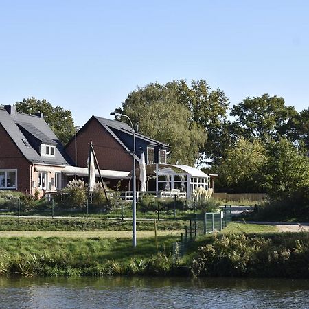 Pension Zur Schleuse Garni Am Elbe Luebeck - Kanal In Witzeeze Kültér fotó