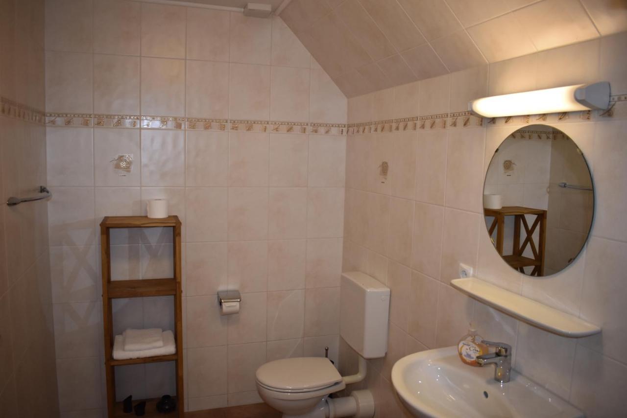 Pension Zur Schleuse Garni Am Elbe Luebeck - Kanal In Witzeeze Kültér fotó