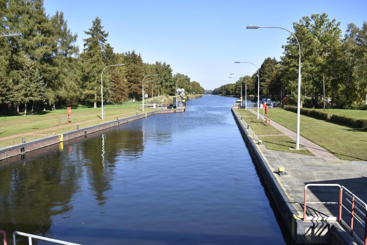 Pension Zur Schleuse Garni Am Elbe Luebeck - Kanal In Witzeeze Kültér fotó