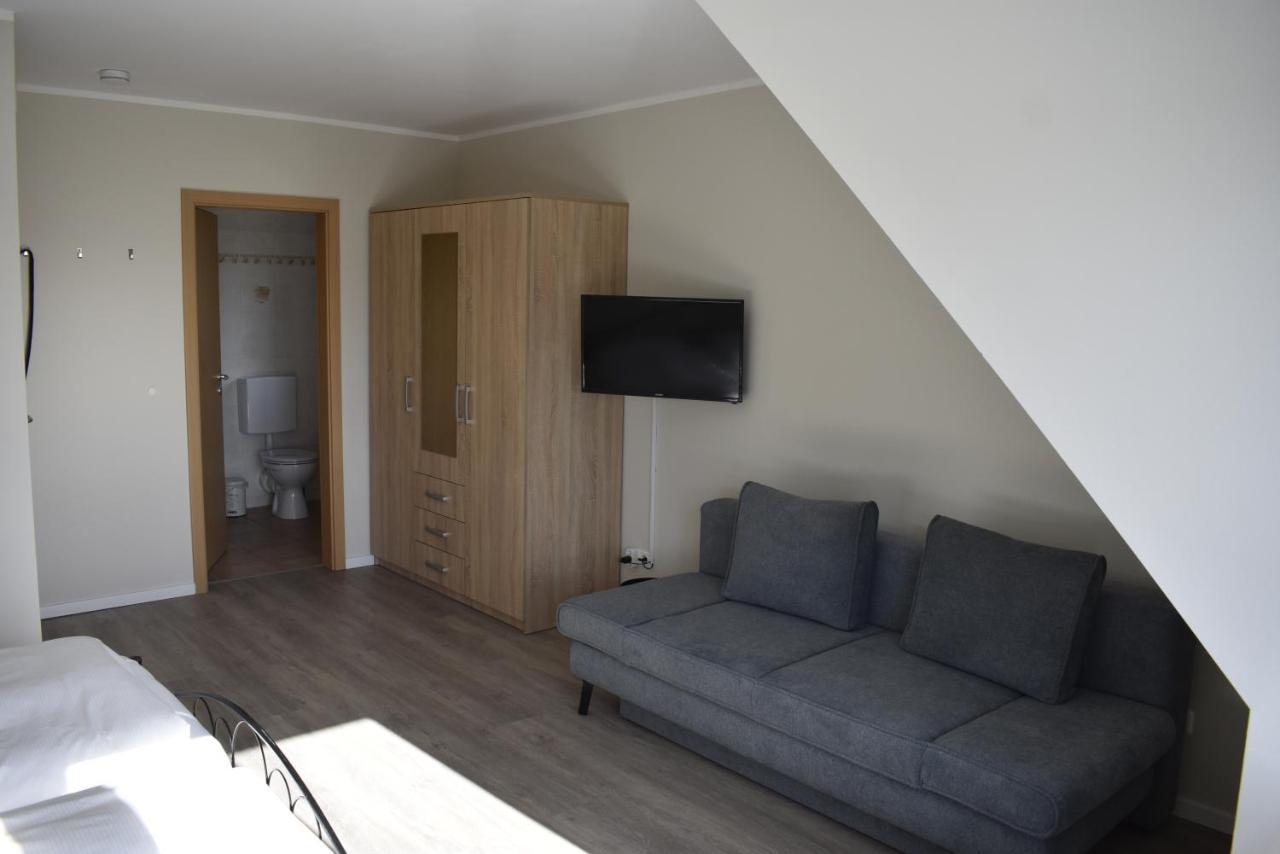 Pension Zur Schleuse Garni Am Elbe Luebeck - Kanal In Witzeeze Kültér fotó