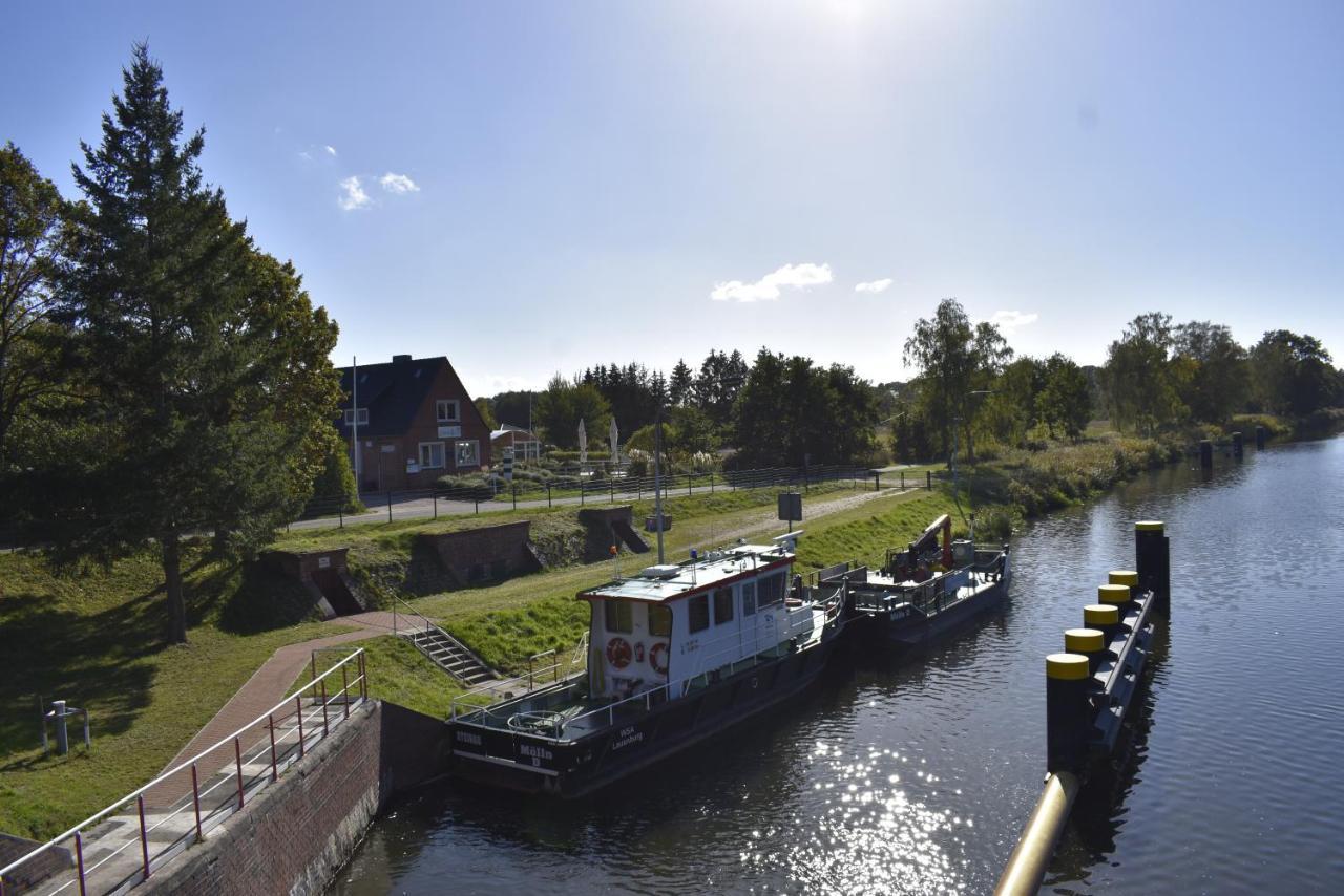 Pension Zur Schleuse Garni Am Elbe Luebeck - Kanal In Witzeeze Kültér fotó
