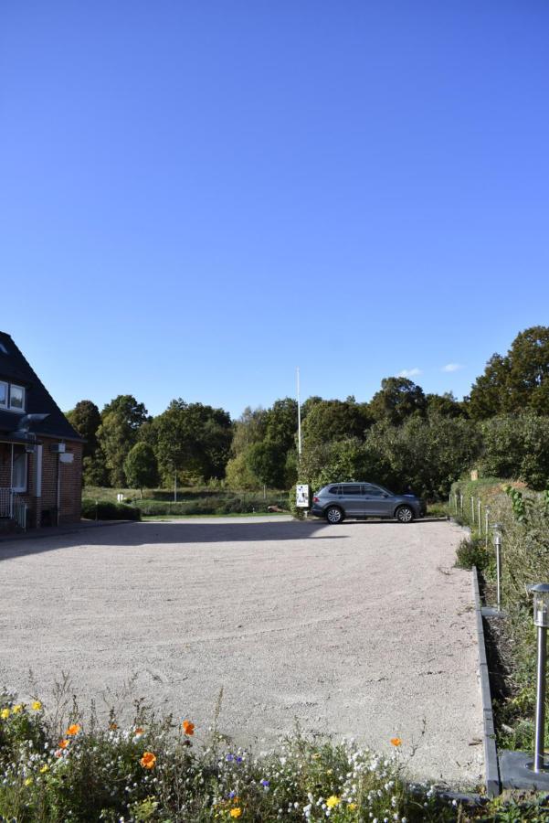 Pension Zur Schleuse Garni Am Elbe Luebeck - Kanal In Witzeeze Kültér fotó